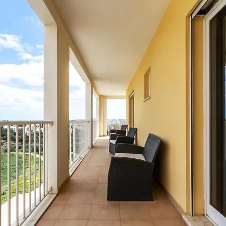 Chill W Pool - Da Rocha * 포티마오