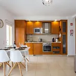 Chill W Pool - Da Rocha *